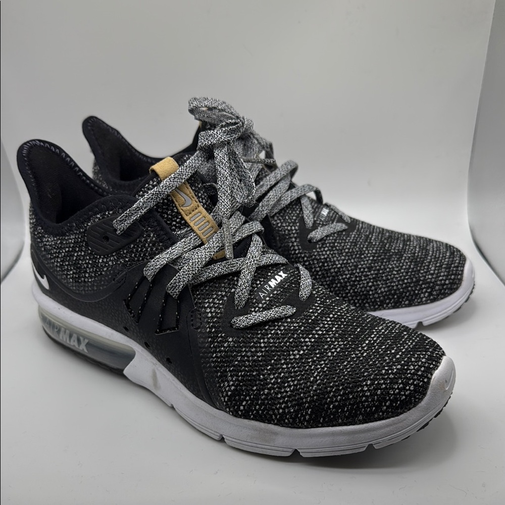 Nike Air Max Sequent 3 Sneakers Size 7